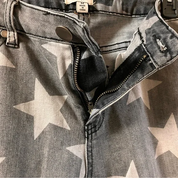 Easel Gray Star High Rise Distressed Jeans - Picture 5 of 8